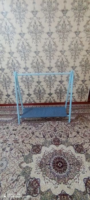 Вешалка напольная для одежды деревянная детская