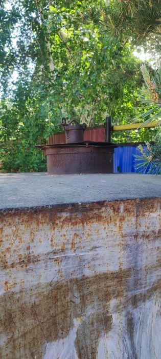 Продам прямоугольную бочку, обьем 9 м3.