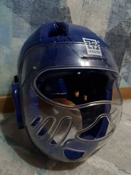 Шлем для таеквондо