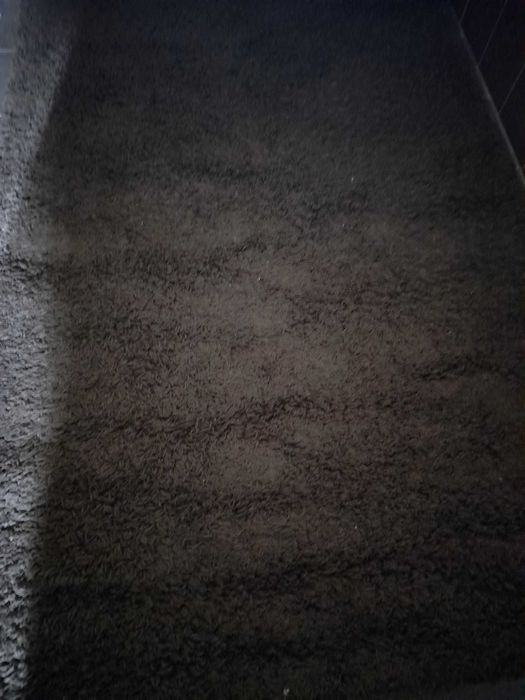 Продавам килим 160/230см