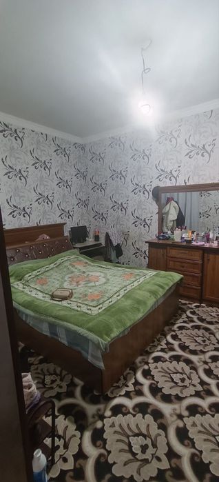 Срочно сотилади 2сотих 4хона Уй гараж кухня кладовка бор