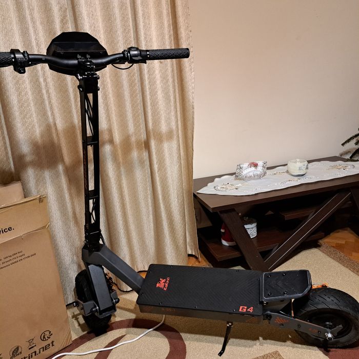 Vând Trotinetă kukirin G4