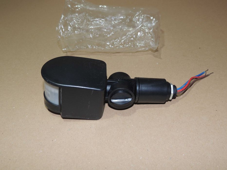 Датчик /Сензор/ за движение PIR модул HC-SR501.  Датчик за движ. 220V.