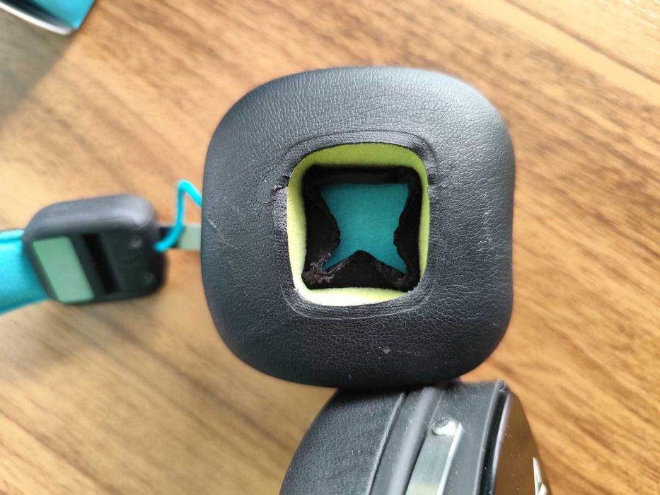 Безжични слушалки LAMAX Elite E-1 Beat