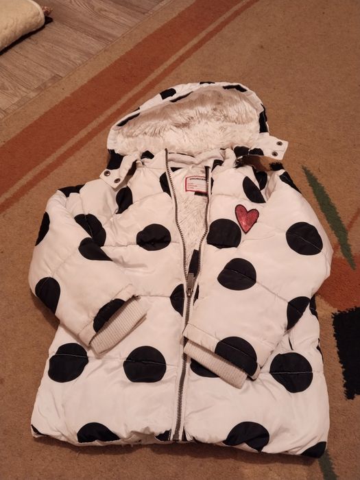 Продам детские куртки