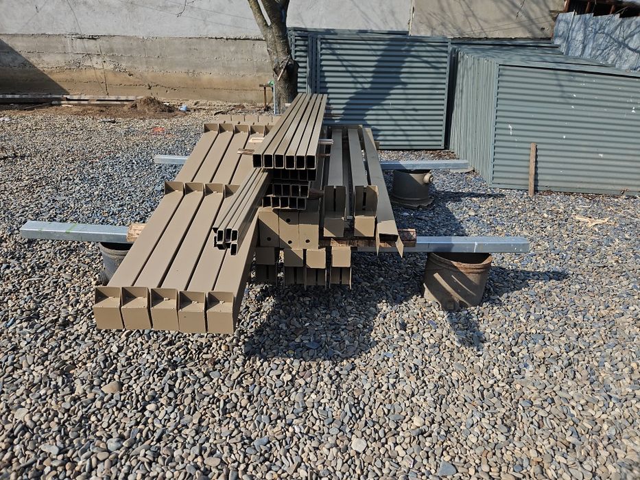 Vând panou din tabla ondulata si Garaje auto