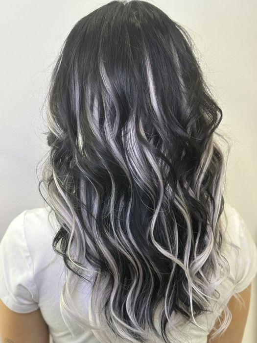 Montaj extensii cu nod brazilian in Bucuresti Salon Linda