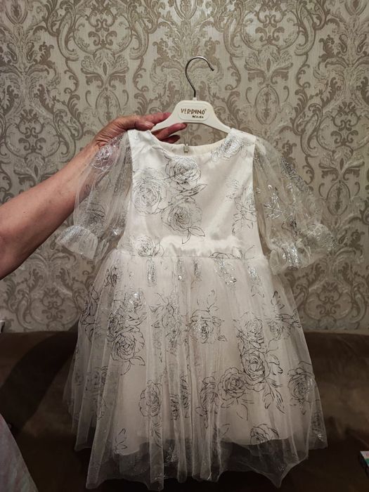 Платье белое нарядное на праздники