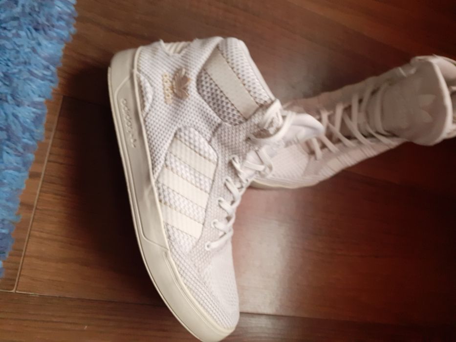 Ghete Adidas -albe pentru baieti