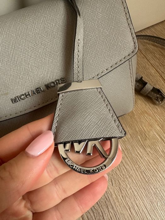 Дамска чанта Michael Kors