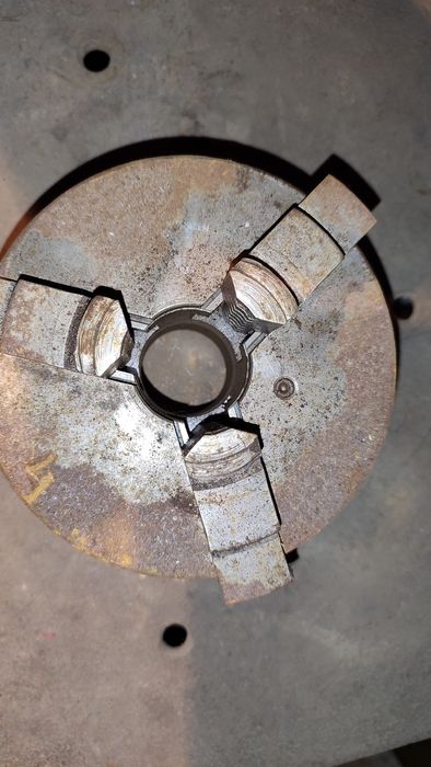 Продам токарный патрон