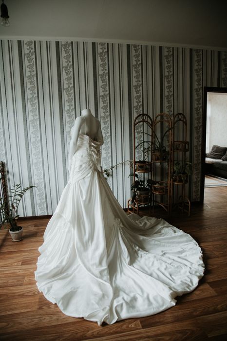 Продам свадебное платье