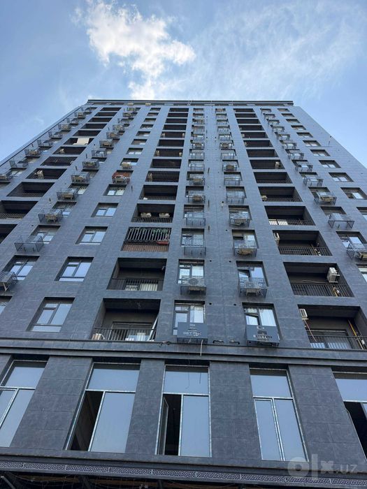 Продам 5 комнатную в ЖК «Black Tower»(140кв.м) Яккасарайский район