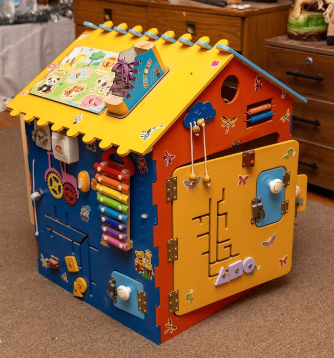 Бизиборд. Продаётся