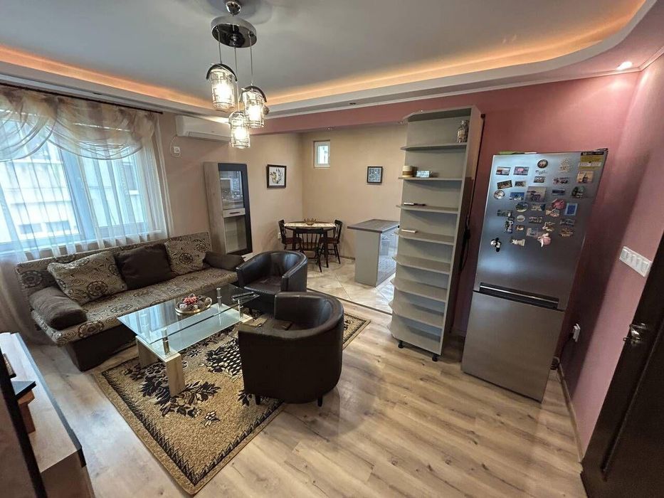 Тристаен, под наем, ж.к Възраждане