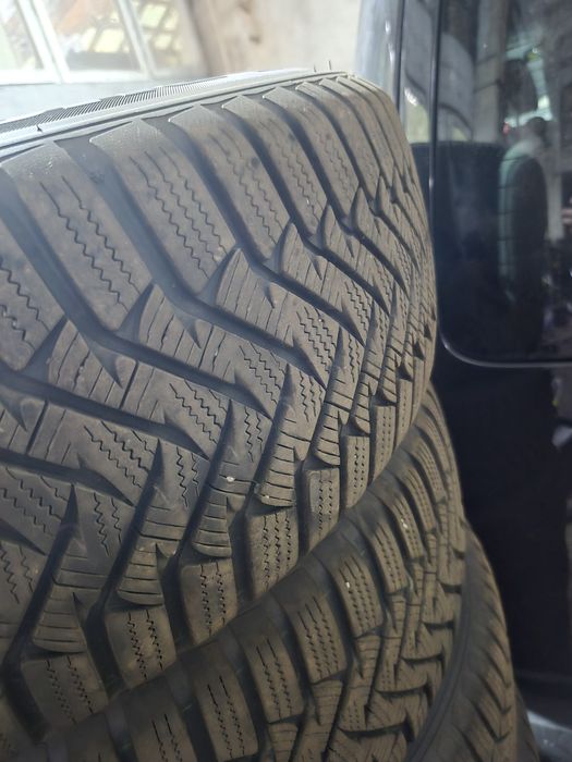 Cauciucuri duster 215-65-16 iarna