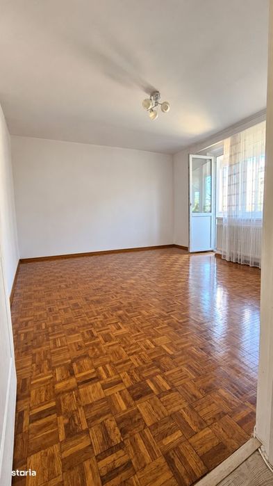 Apartament 4 camere – aproape de centru- confort, spatiu si liniste!