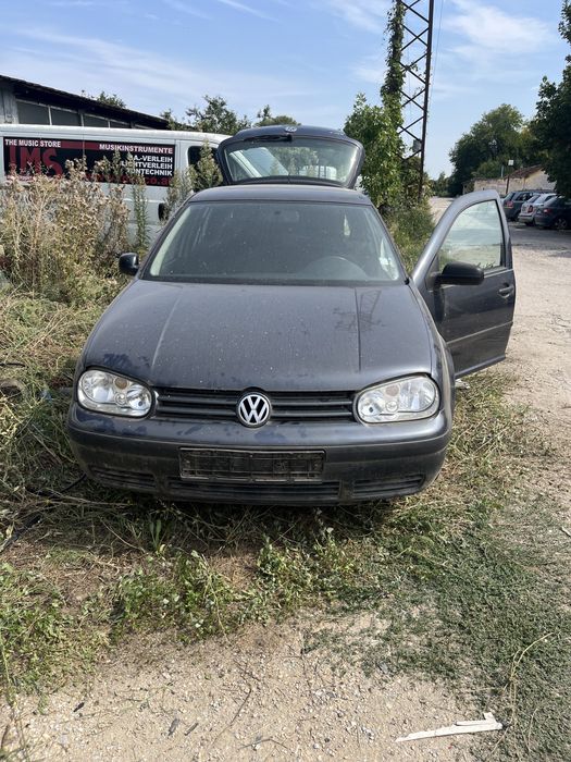 На части VW Голф 4 -1’4 16 V бензин Golf 4