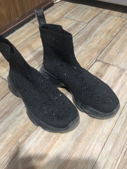 Обувки спортни 37 номер