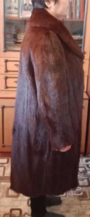 Шуба нутриевая б/у
