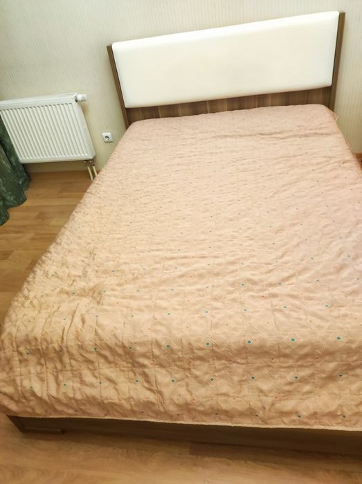 Двухспальная кровать 140*200