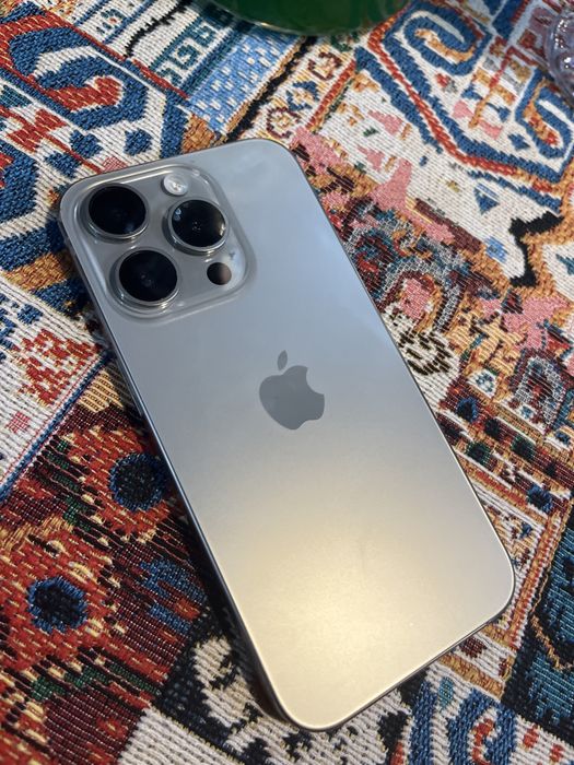 iPhone 15 pro 256