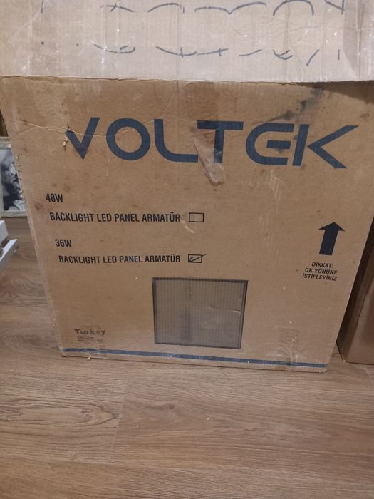 VOLTEK- Три броя лампи