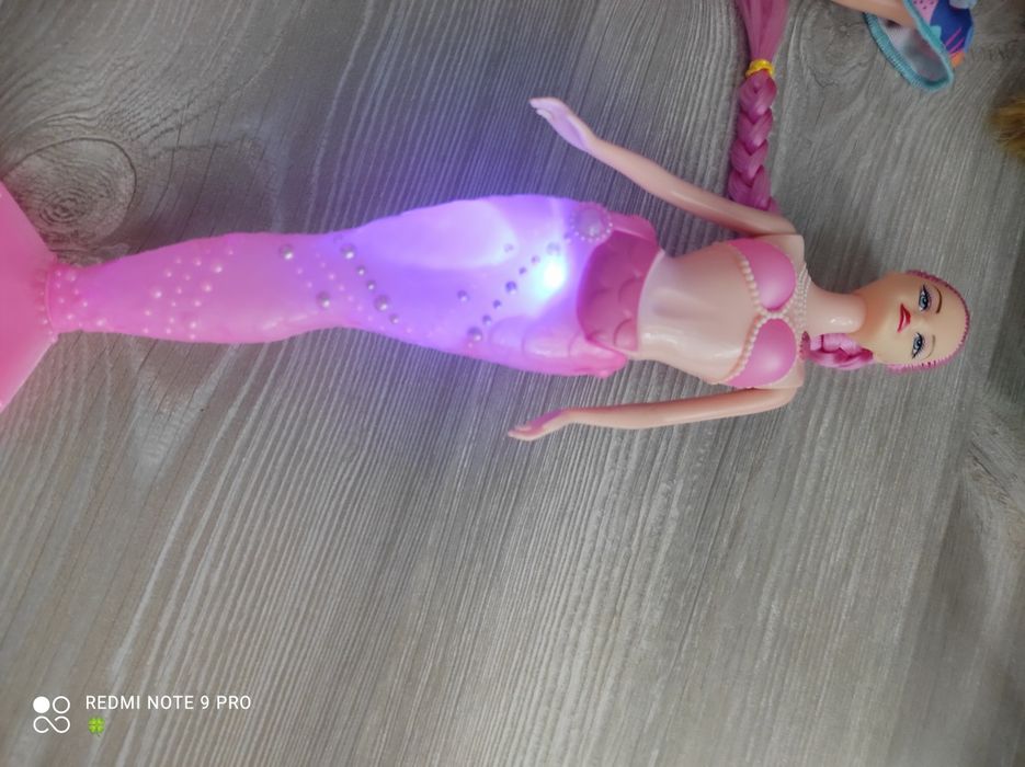 Лот от кукли и Барби - 10 €