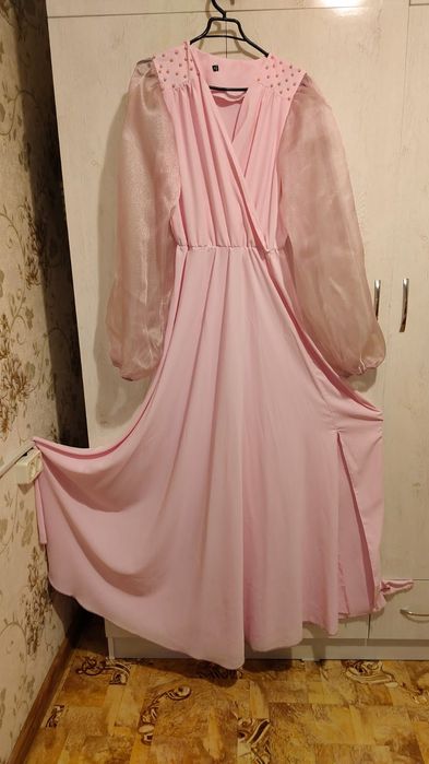 Продам женскую жилетку