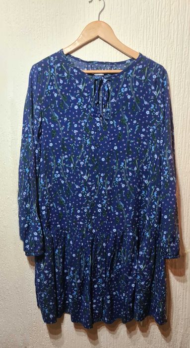 Дамска рокля Reserved