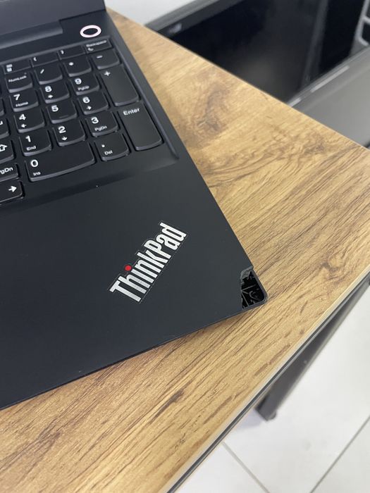 Lenovo thinkpad e15