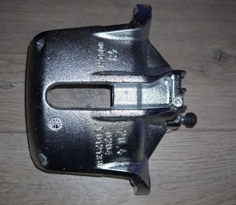 Части Пежо и Ситроен(амортисьори, спирачни апарати и челюсти, тампони)