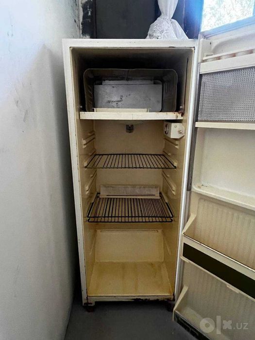 Продается холодильник минск 16