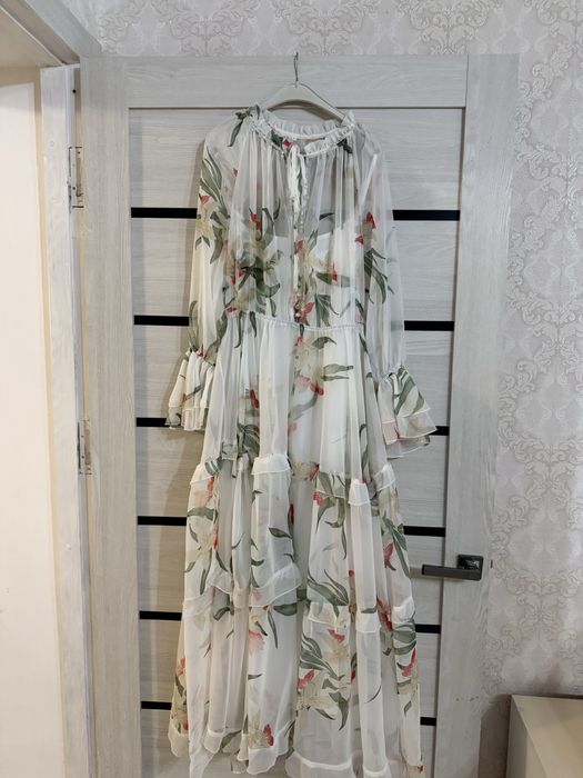 Продам платья 3000 тг