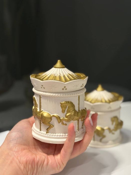 Новогодняя шкатулка карусель