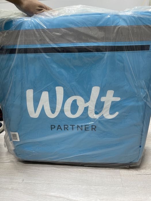 Каска, wolt сумка