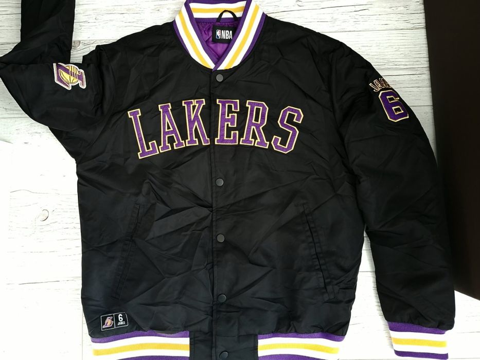 L.A. LAKERS LeBron James-ориг. бомбър