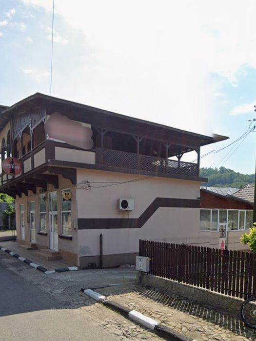 Casa + spatiu comercial