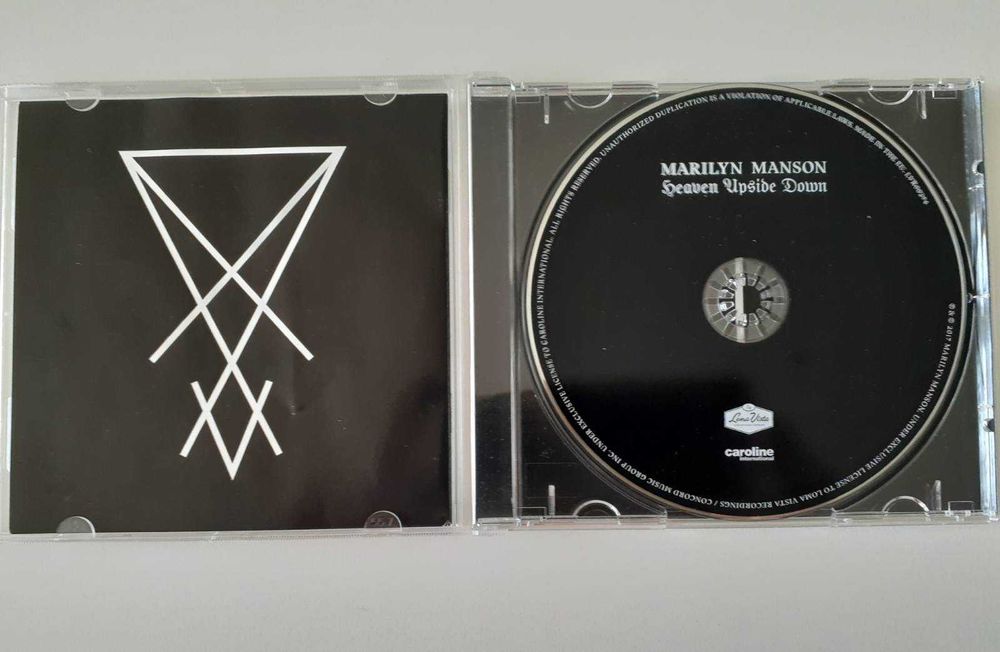 Оригинални Дискове CD-та на албуми с музика на Мерилин Менсън ( Marilyn Manson)