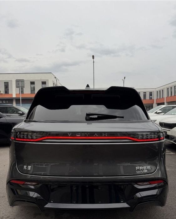 **Voyah free 318KM Gibrid Restayling Apollo tech