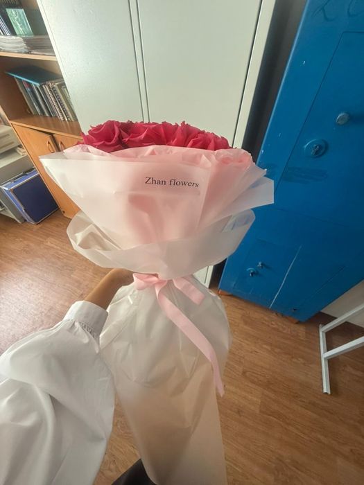 Цветы розы красивые за 5000