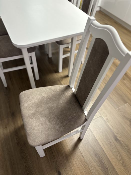 Set masa extensibila cu sase scaune lemn