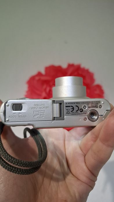 Дигитален фотоапарат PANASONIC LUMIX FZ5