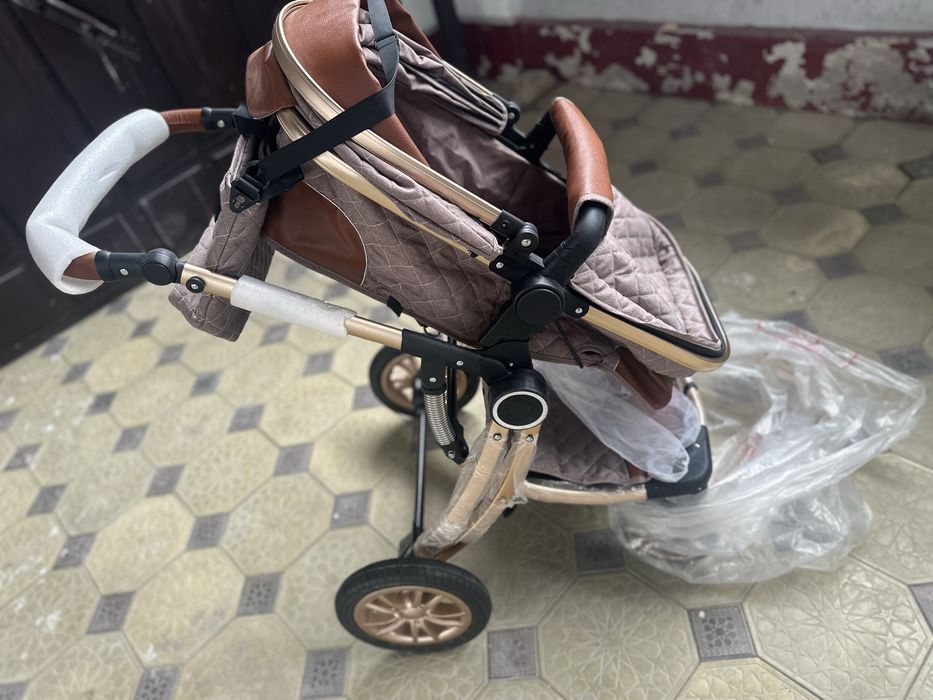 Детская коляска новая