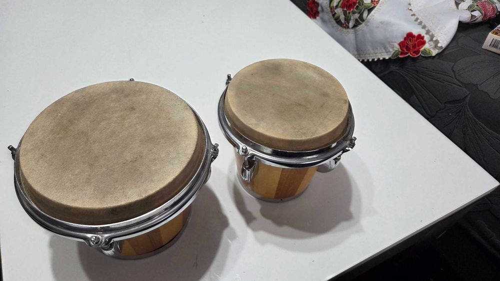 Lot de 2 tobe bongo