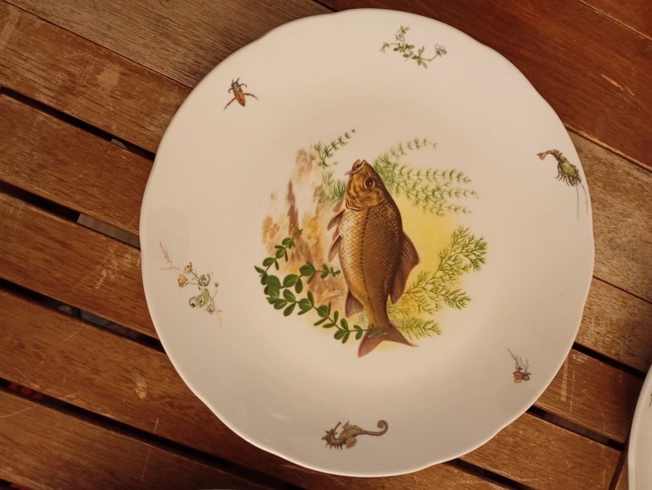 Farfurii din porțelan