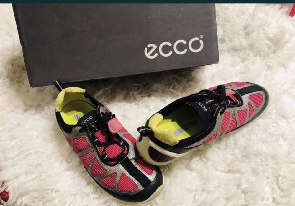 Adidas fata ECCO-marimea 33-34,inter2,71,cm,nu ghete piele ZARA,Salomo