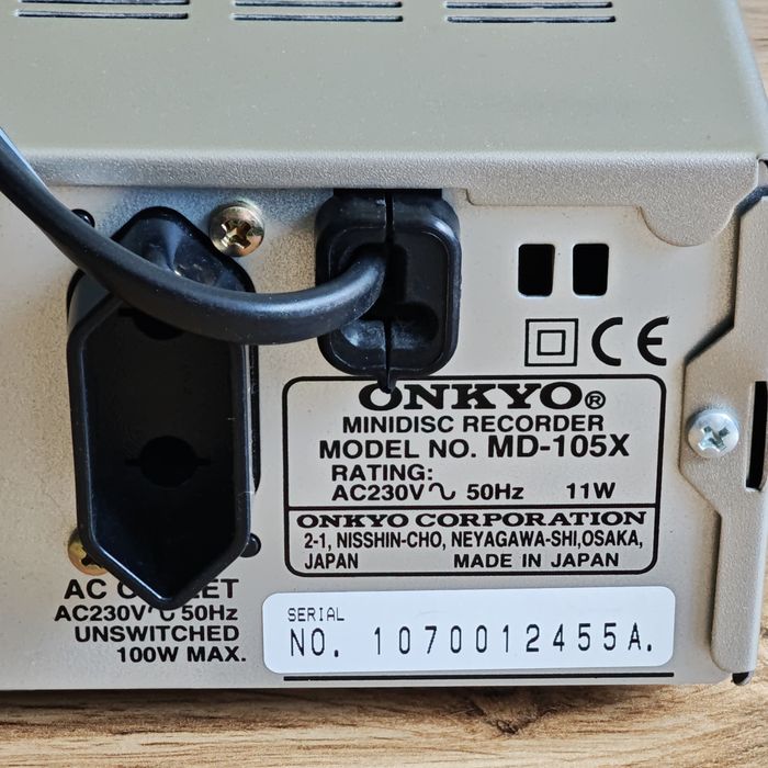 Onkyo MD-105X (европейска версия) [Intec 205 series]