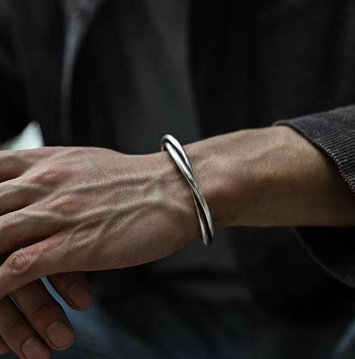 Браслет кожанный и металлический