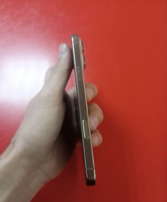 iPhone 16 Pro Max 256GB. Топовый флагман. Титан